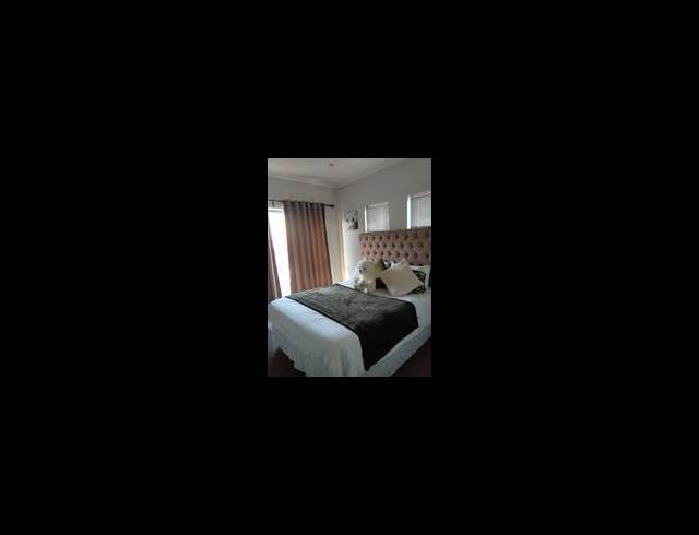 2 BEDROOM APARTMENT FOR SALE IN LONEHILL